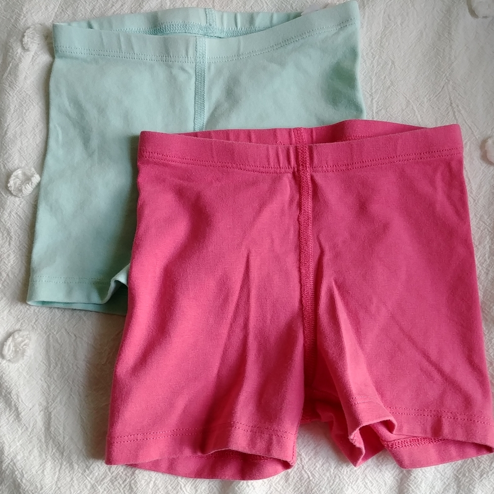 Primary cartwheel shorts under short 18m azalea and mint